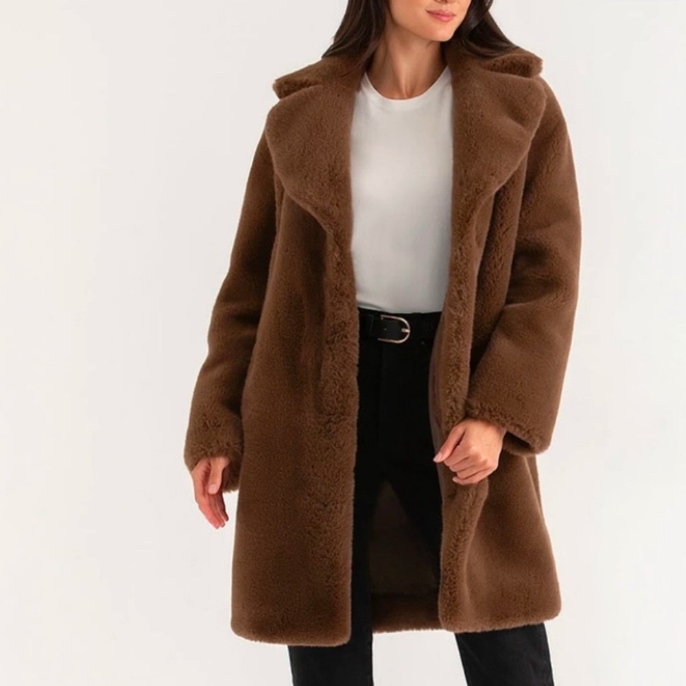 NWT Super Soft Teddy Brown Faux Fur Coat Size Medium to XLarge